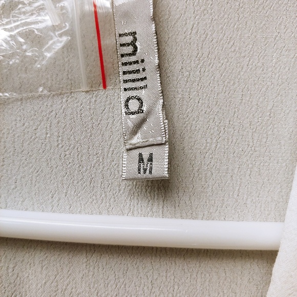 Tunic - Picture 6 of 7